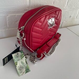 NWT Badgley Mischka Camera Bag Lipstick Red